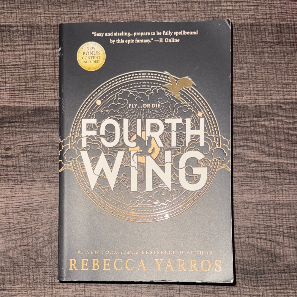 Fourth Wing Softcover Book